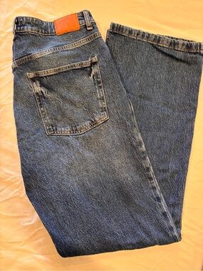 Zara Relaxed Leg Jeans